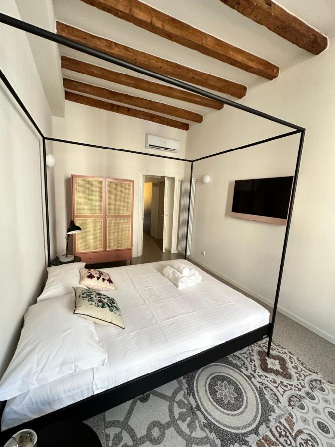 Milano Apartments Navigli Porta Genova Екстериор снимка