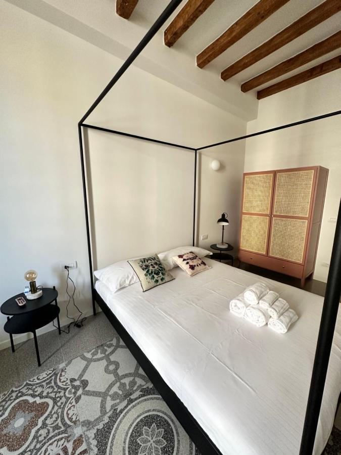 Milano Apartments Navigli Porta Genova Екстериор снимка